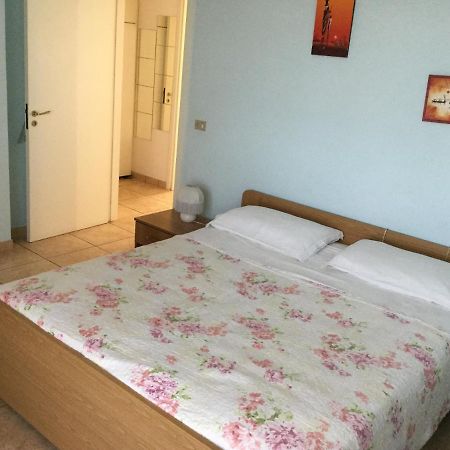 Вілла Casa Rosa Порто-Сант'Ельпідіо Екстер'єр фото