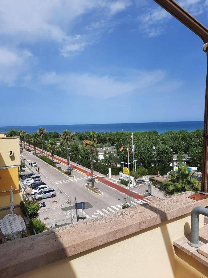 Вілла Casa Rosa Порто-Сант'Ельпідіо Екстер'єр фото